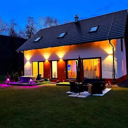 Villa Dum V Srdci Beskyd - - 6 Pokoju